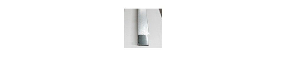 Metal Stud et raccord